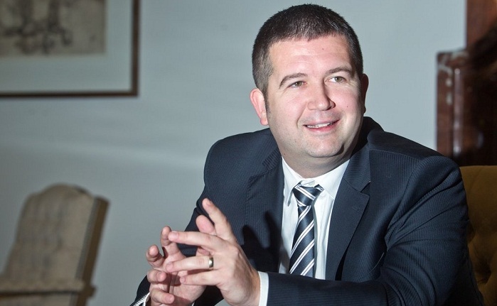 Czech-Azerbaijan political relations at high level